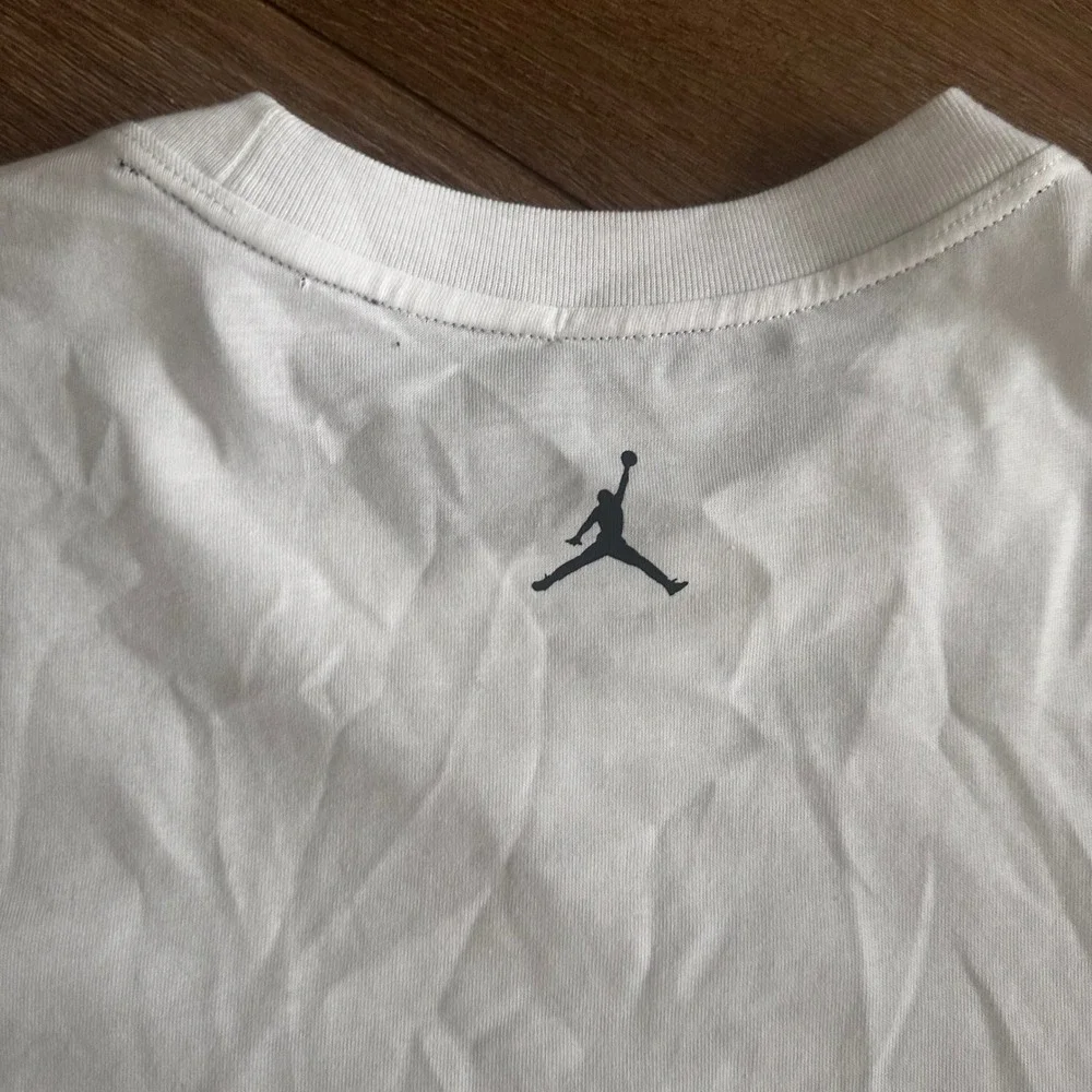 Jordan Sport Dri-FIT Michael Jordan Graphic T-Shirt White Purple Mens XL